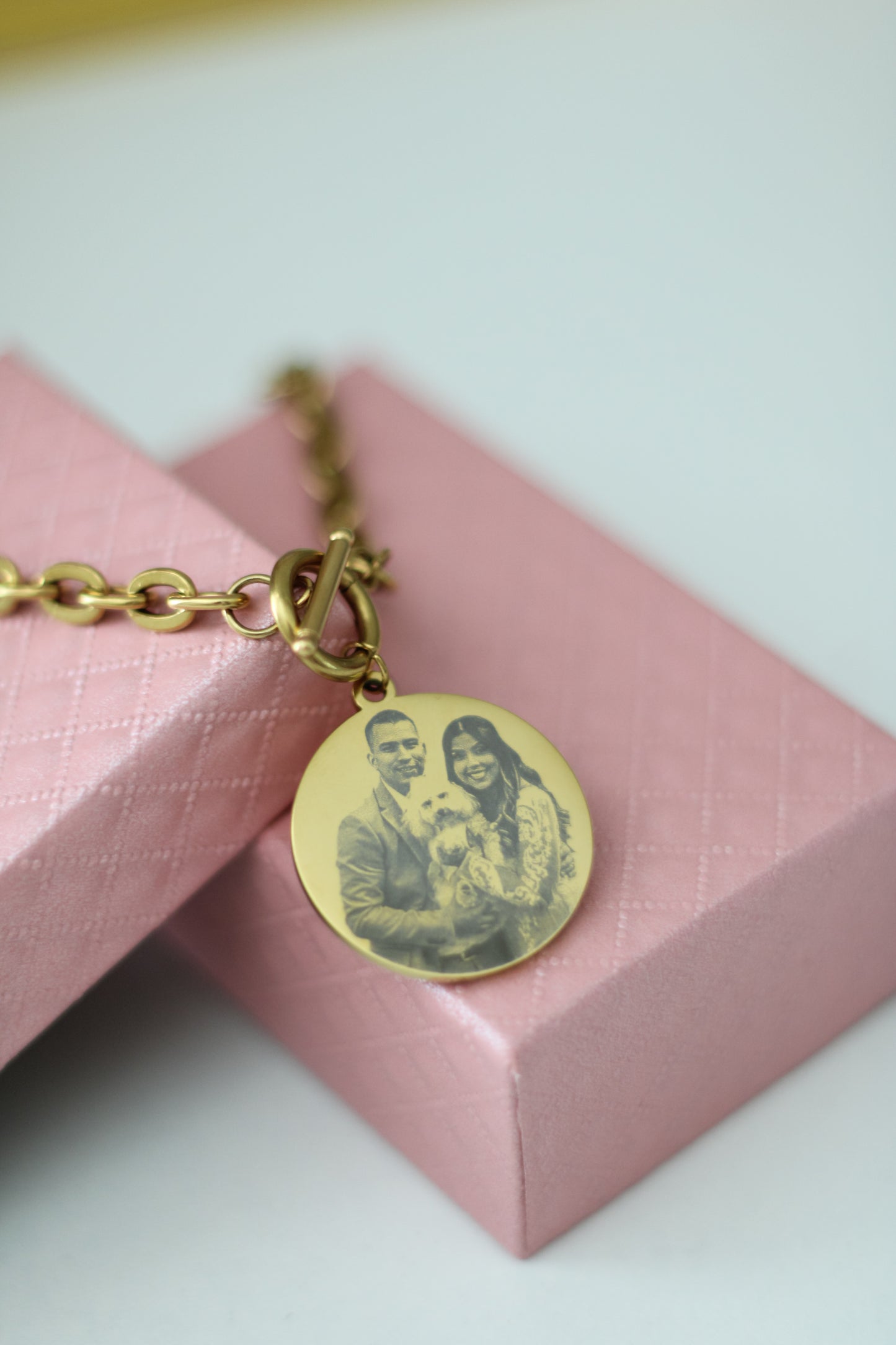 Personalized Photo Necklace Limited Chain Edition